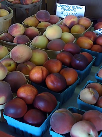 Fresh Jersey Peaches