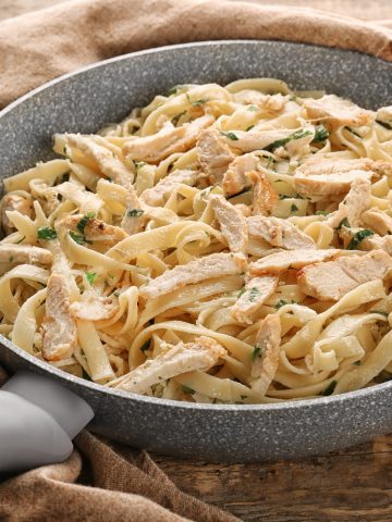 Green Onion Chicken with Linguine Recipe