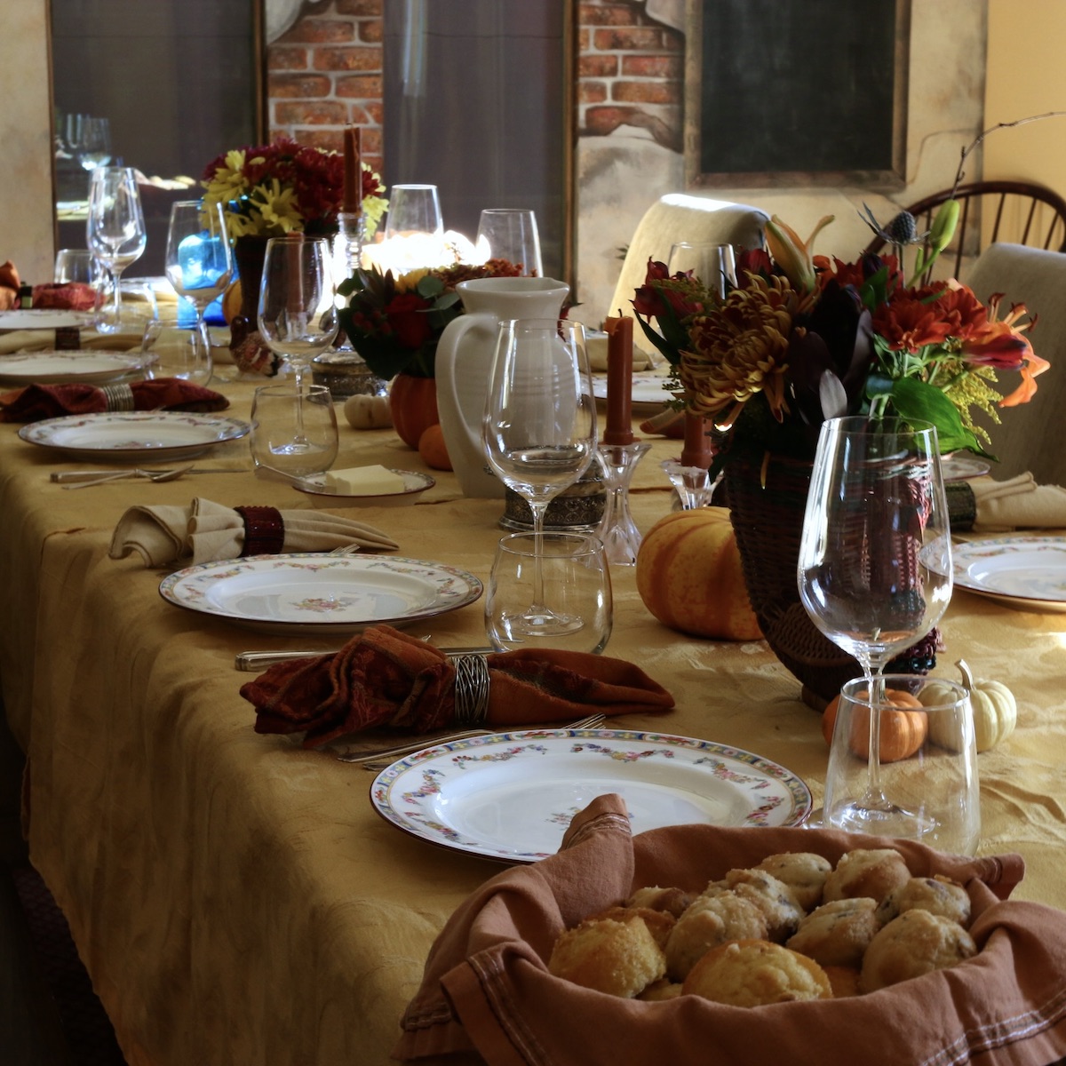 Thanksgiving Day Dinner Table