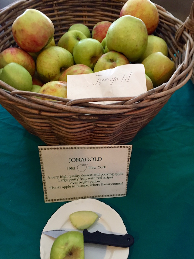 Jonagold Apples