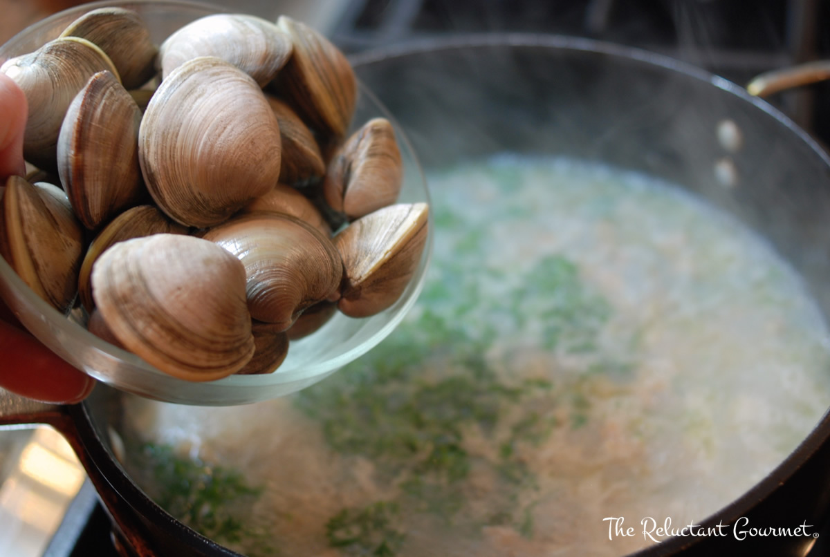 Adding Clams to Sauce