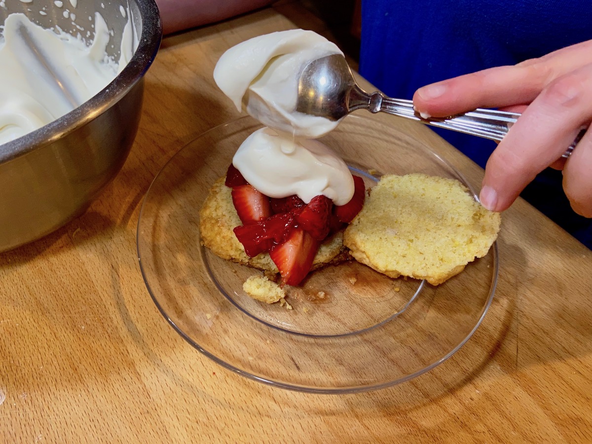 Assemble the strawberry shortcake