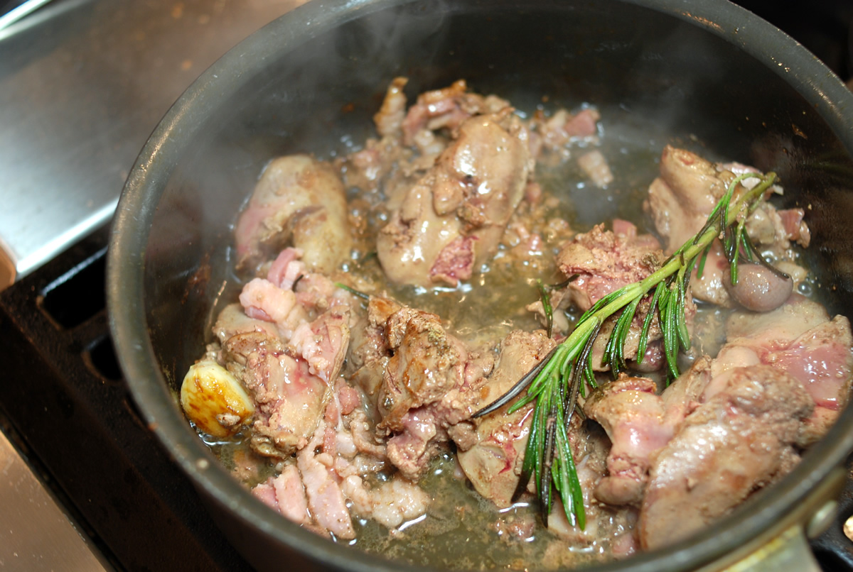 chicken liver pate cooking