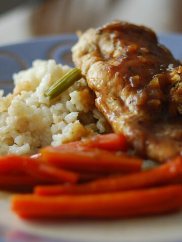 Chicken Breasts Stuffed with Goat Cheese