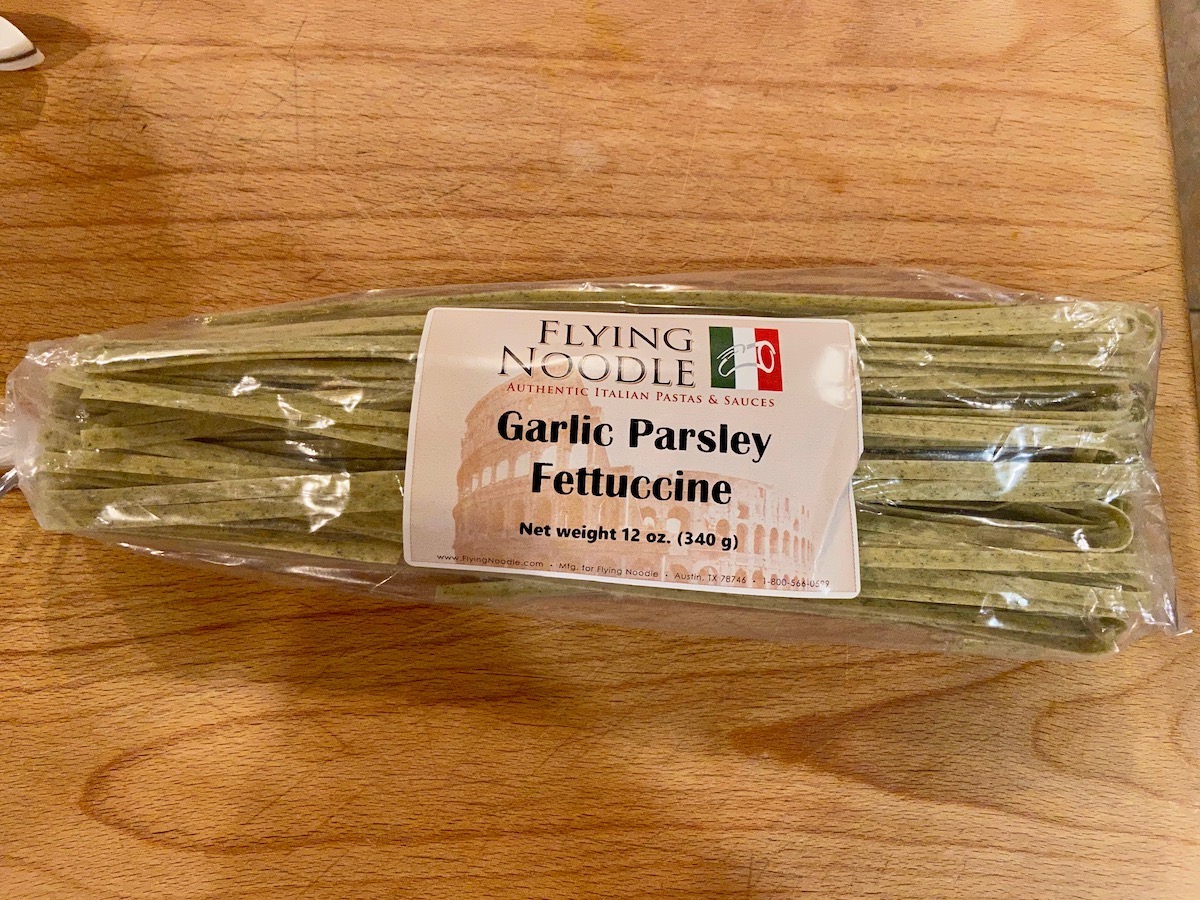 Flying Noodle Garlic and Parsley Fettuccine