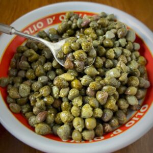 Capers in a small bowl