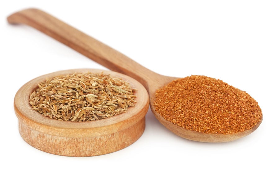 Ground cumin with whole ones