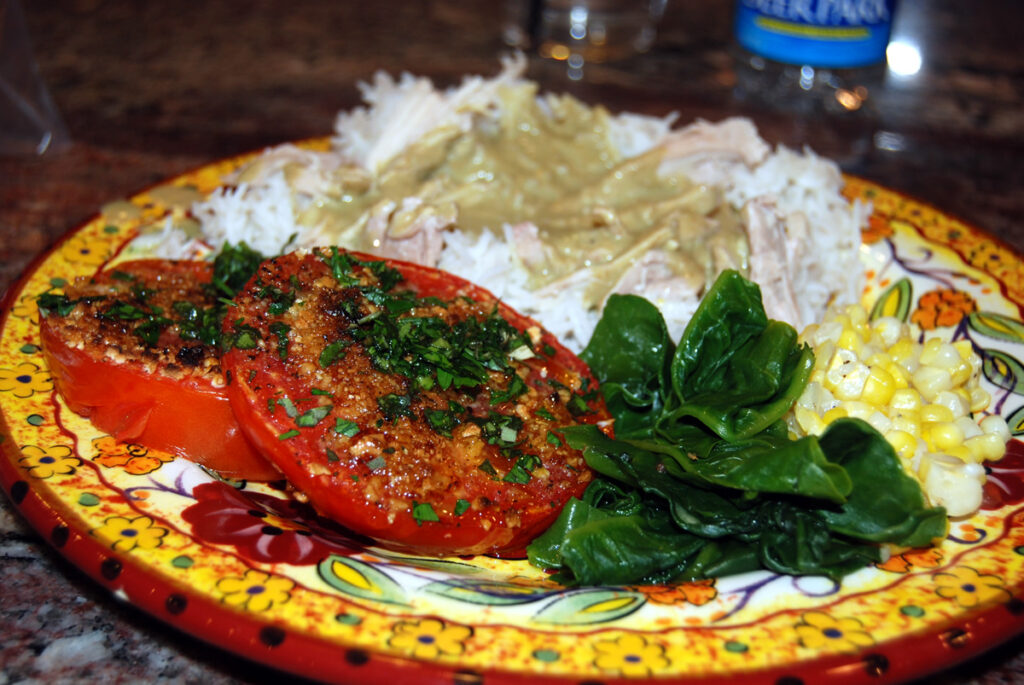 Broiled tomatoes with chicken Mole sauce