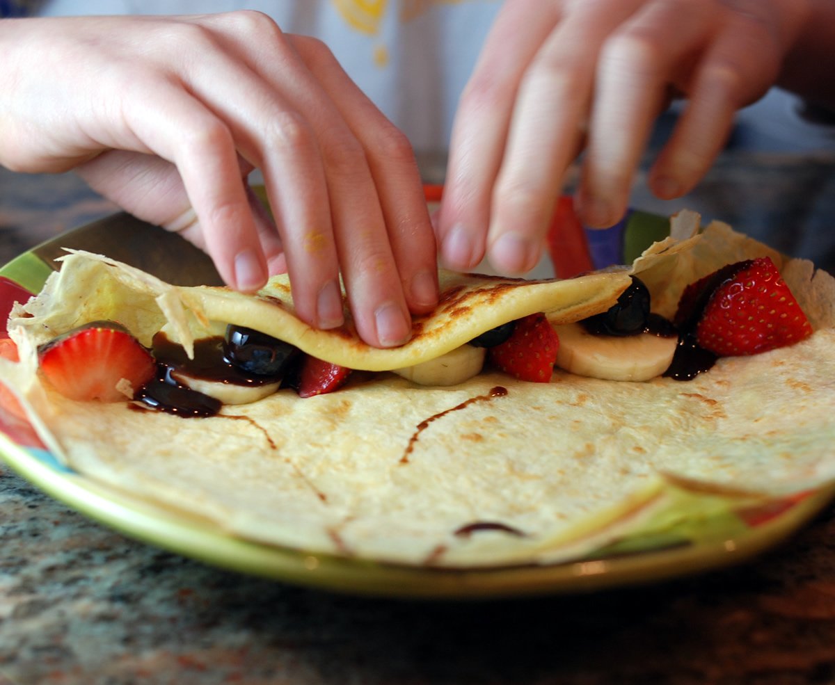 Folding a Danish Crepe