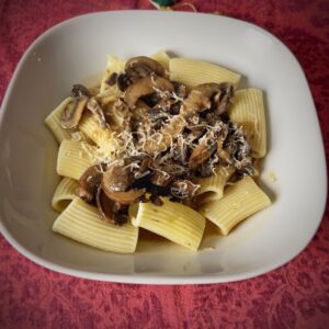 Pasta with Mushroom Sauce