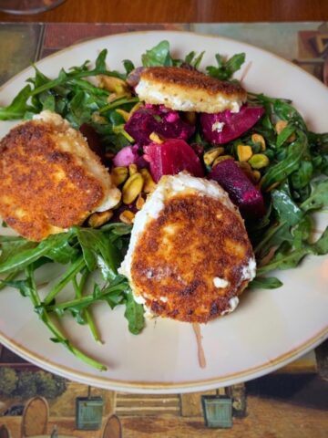 Arugula Salad with Goat Cheese