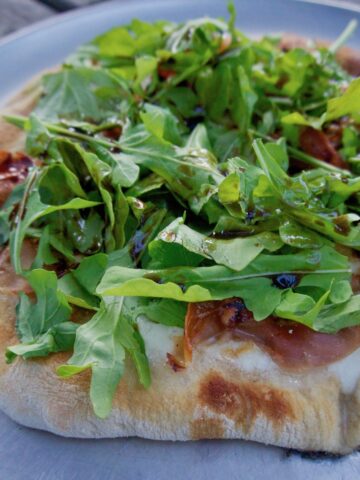 Prosciutto Arugula and Goat Cheese Pizza Recipe