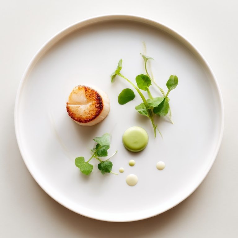 Negative Space Plating Style